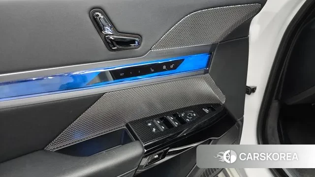 BMW 7 Series (G70) id 3462796 из Кореи 8