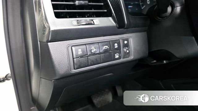 Ssangyong The New Rexton Sports Cannes id 4506262 из Кореи 8