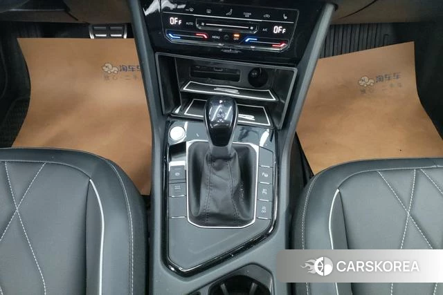 Volkswagen Tiguan L id 4299755 из Китая 8
