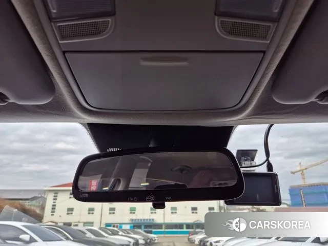 Kia Stonic id 3568655 из Кореи 8