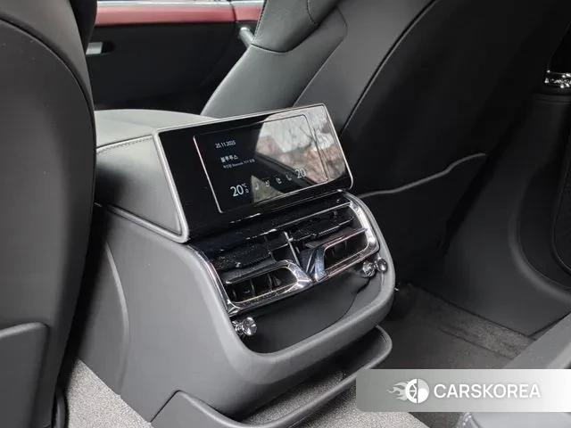 Bentley Flying Spur 3rd Generation id 3405469 из Кореи 8