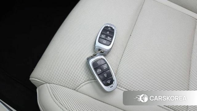 Hyundai The New Grandeur IG Hybrid id 4293245 из Кореи 8