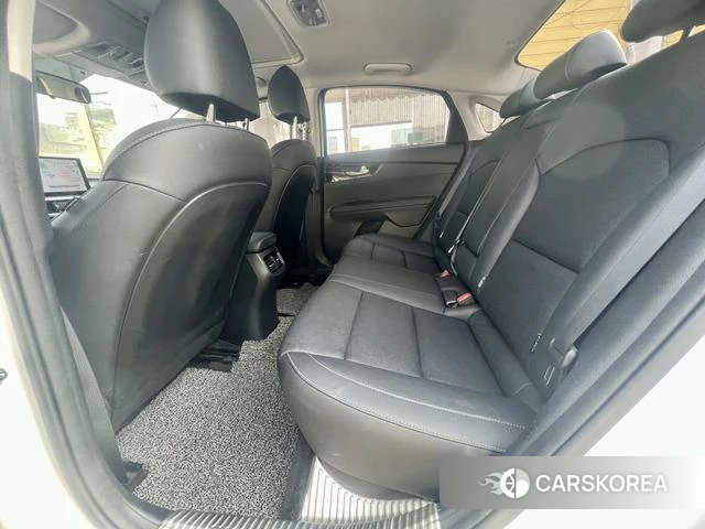 Kia K3 id 4387659 из Китая 8