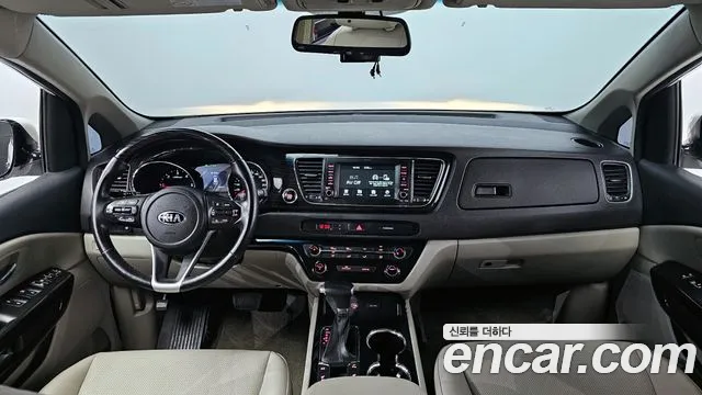 Kia The New Carnival id 2662789 из Кореи 8