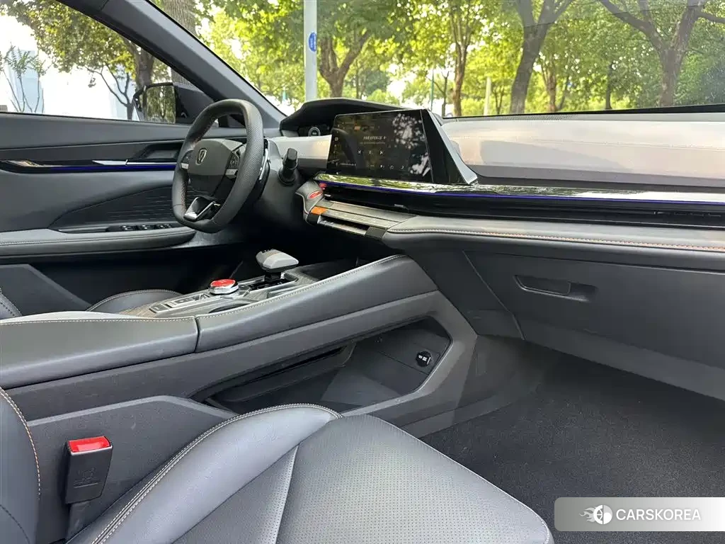 Chang'an Changan UNI-V id 4565267 из Китая 8