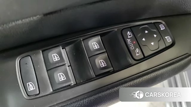 Renault Korea (Samsung) The New SM6 id 3935932 из Кореи 8