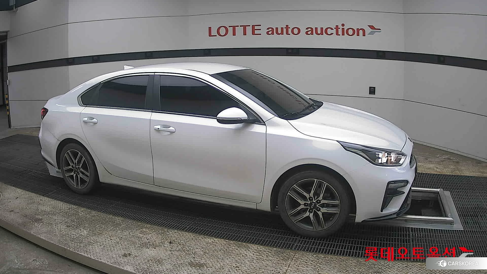 Kia K3 id 3869414 из Кореи 8