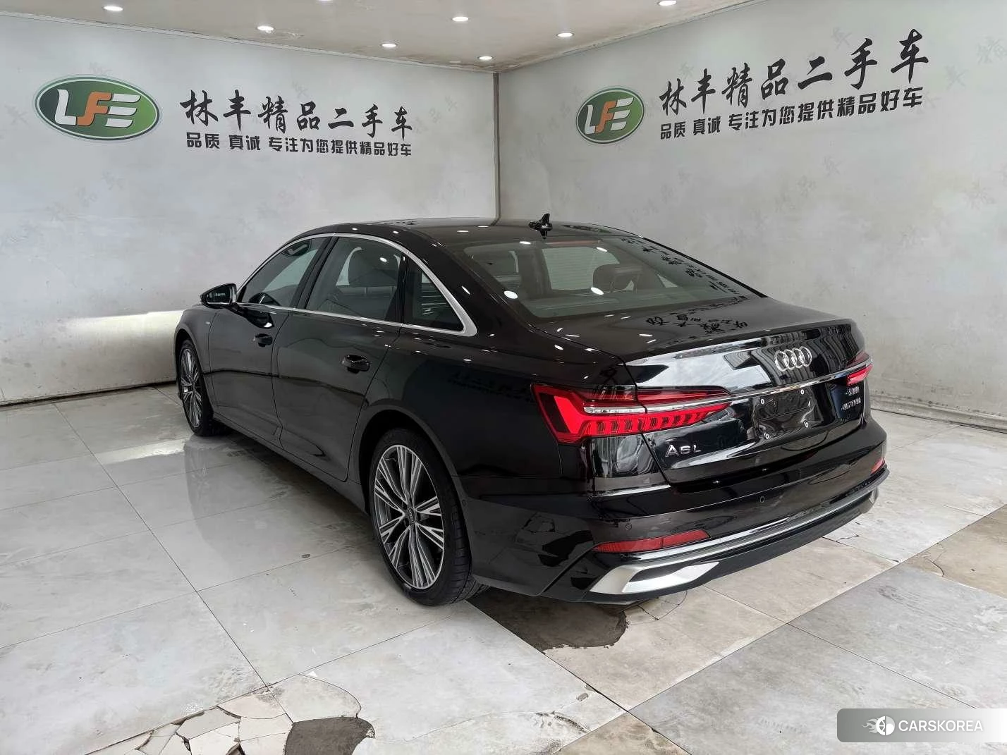 Audi A6L id 4513839 из Китая 8