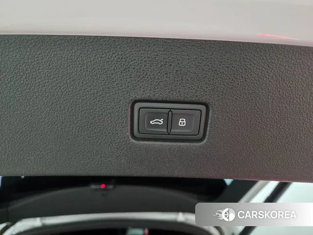 Audi Q8 (4M) id 3405845 из Кореи 8