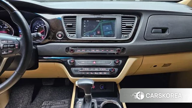 Kia The New Carnival id 3789258 из Кореи 8