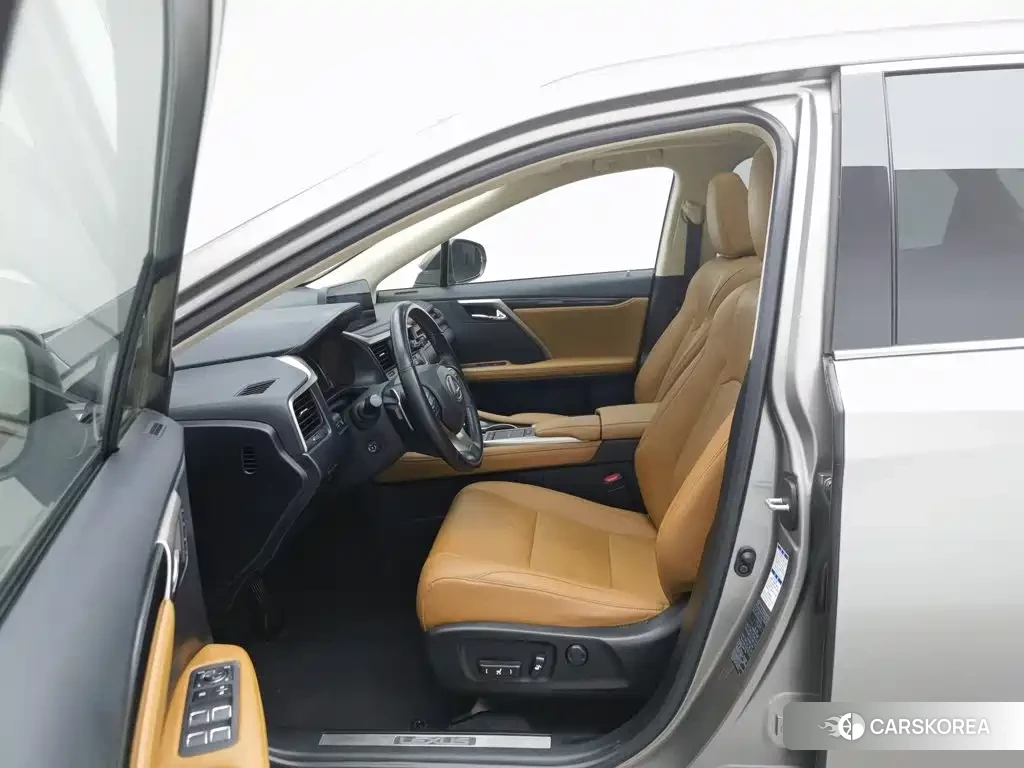 Lexus RX id 4629632 из Китая 8