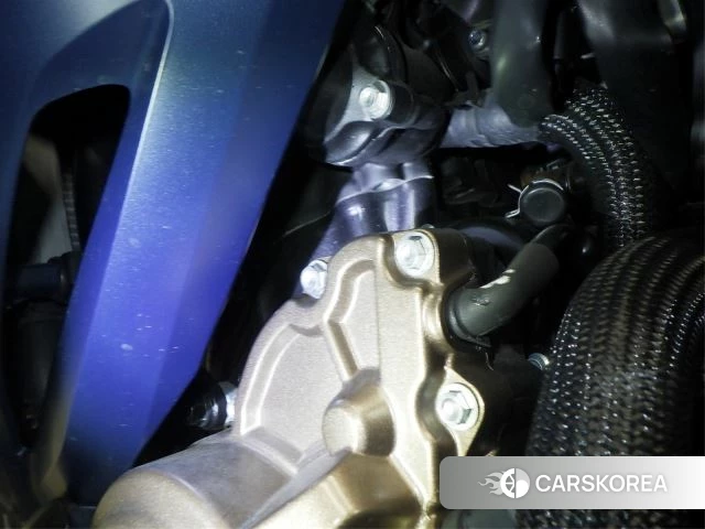 Honda CBR400R id 4184226 из Японии 8