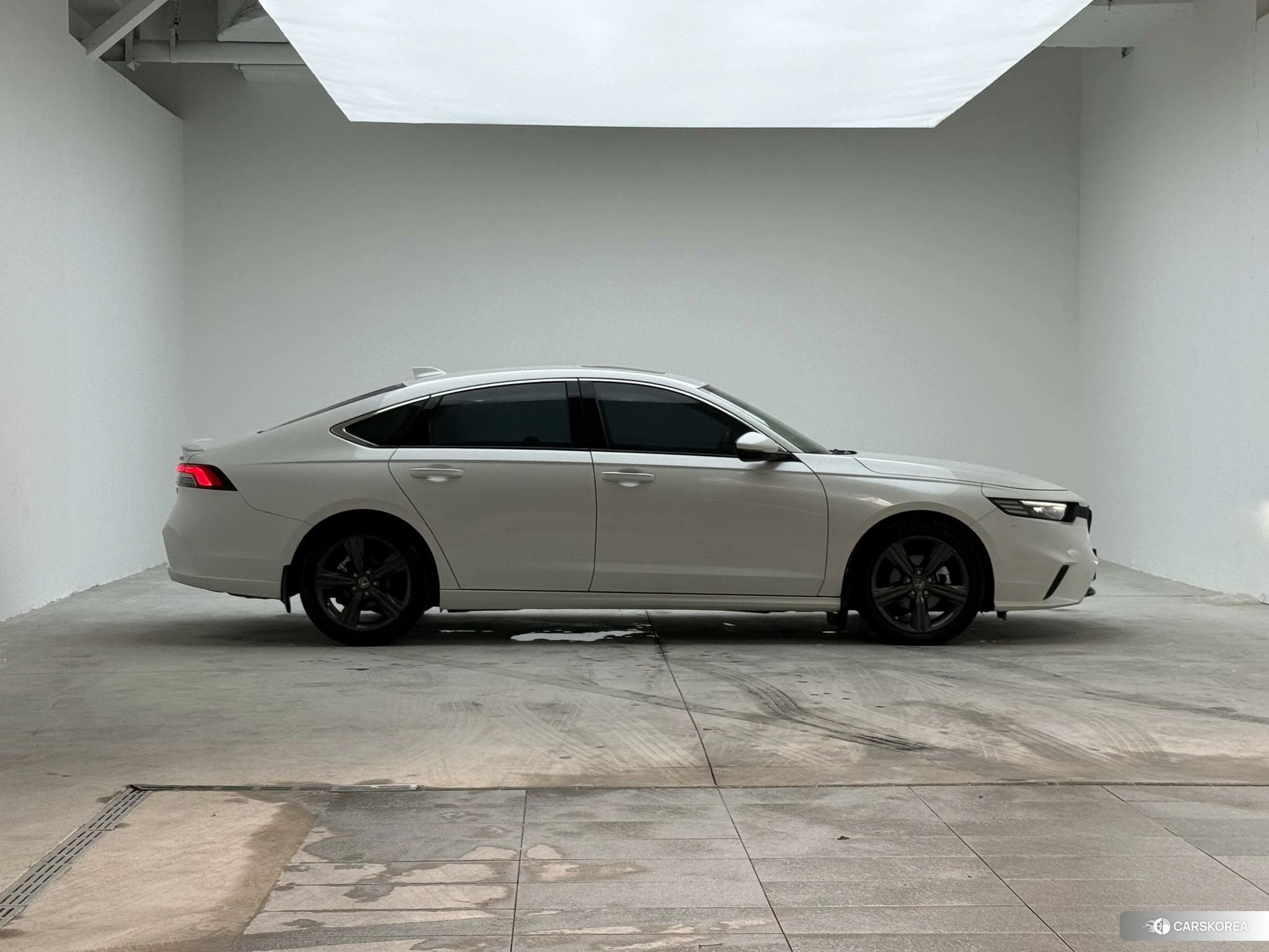 Honda Inspire id 4514952 из Китая 8