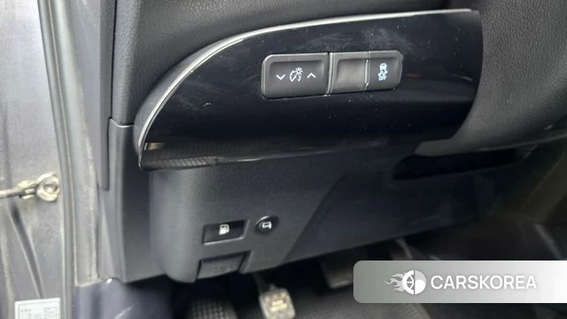 Toyota Prius 4th Generation id 4703408 из Кореи 8