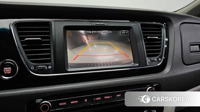 Kia All New Carnival id 4596463 из Кореи 8
