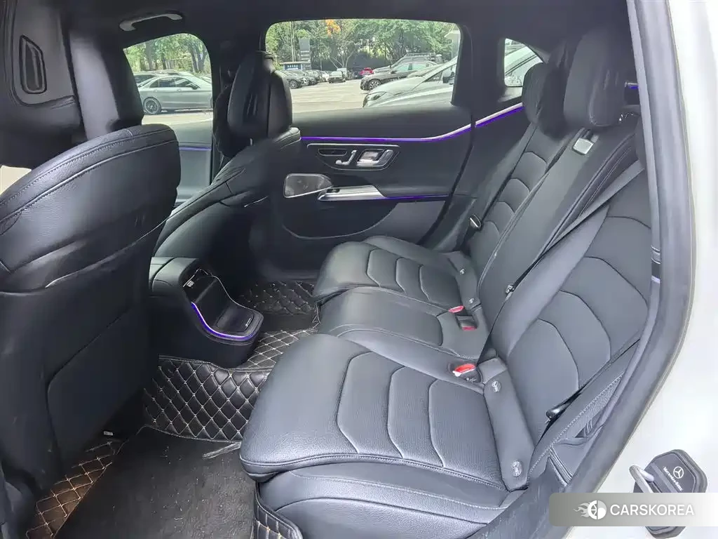 Mercedes-Benz E-Class id 4546272 из Китая 8
