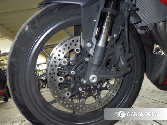 Honda CBR650R id 4184732 из Японии 8