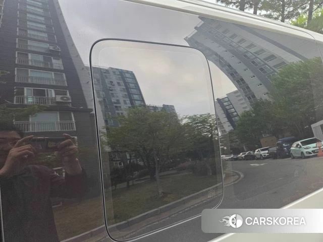 Hyundai Staria id 3935030 из Кореи 8