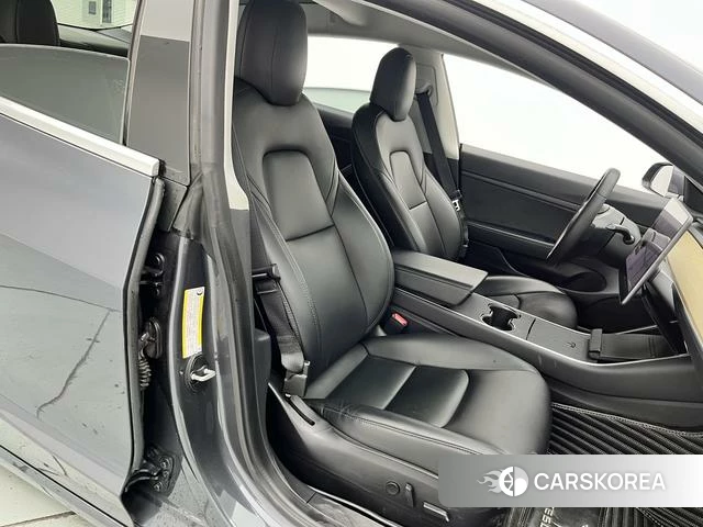 Tesla Model 3 id 4234862 из Китая 8