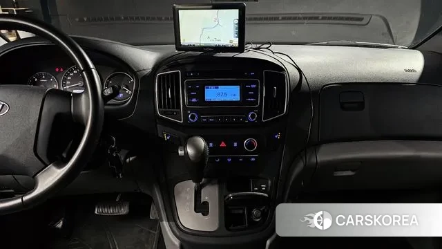 Hyundai The New Grand Starex id 3583363 из Кореи 8