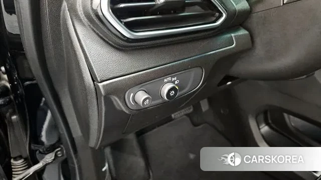 Chevrolet (GM Daewoo) New Bolt EV id 3328324 из Кореи 8