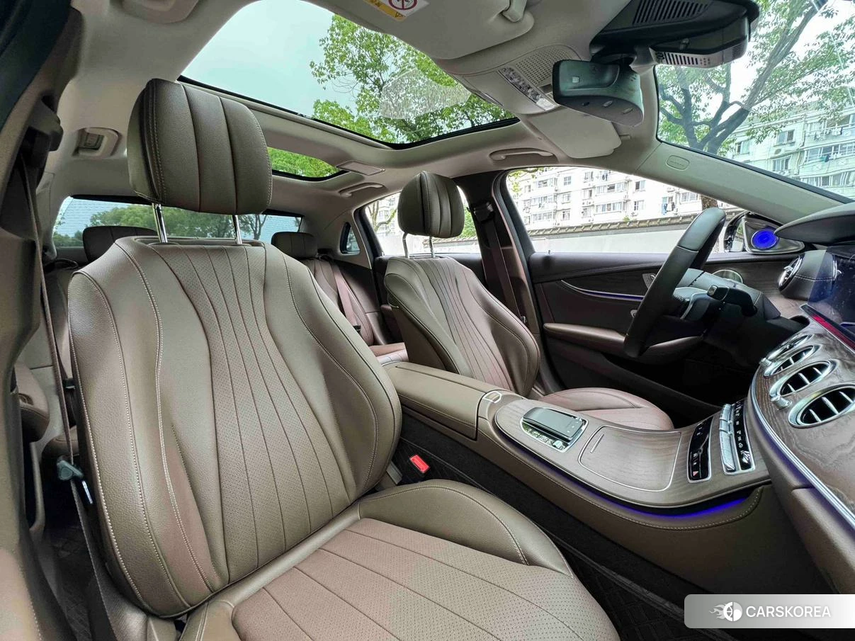 Mercedes-Benz E-Class id 4454308 из Китая 8