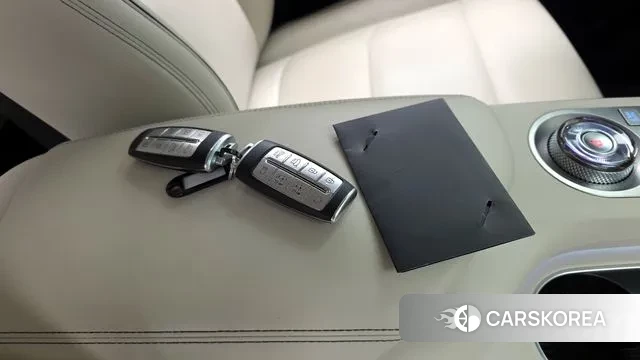 Genesis GV70 id 3711762 из Кореи 8