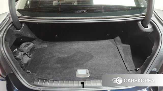 BMW 5 Series (G30) id 4389296 из Кореи 8
