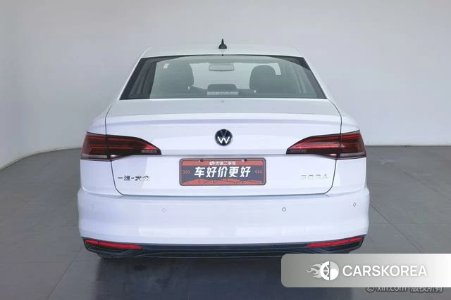 Volkswagen Bora id 4276321 из Китая 8
