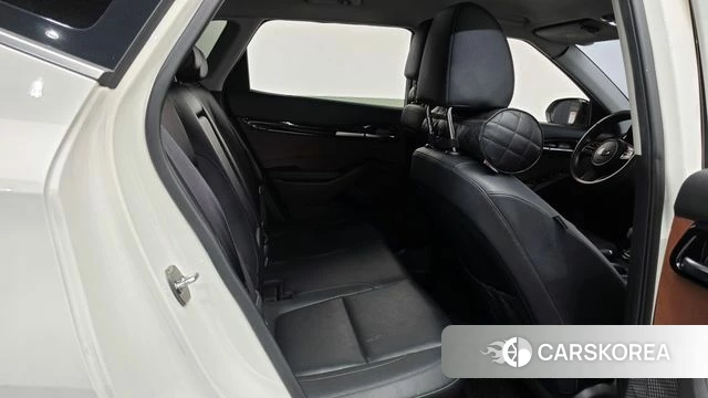Kia Seltos id 4703152 из Кореи 8
