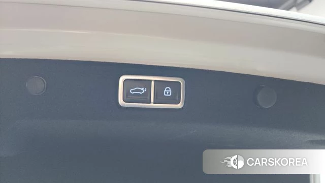 Hyundai Grandeur Hybrid (GN7) id 4222703 из Кореи 8