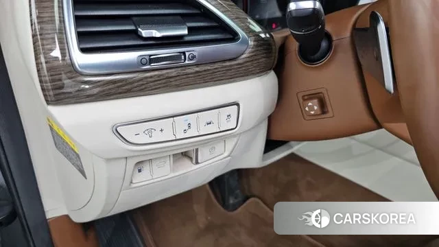 Genesis G90 id 3268941 из Кореи 8