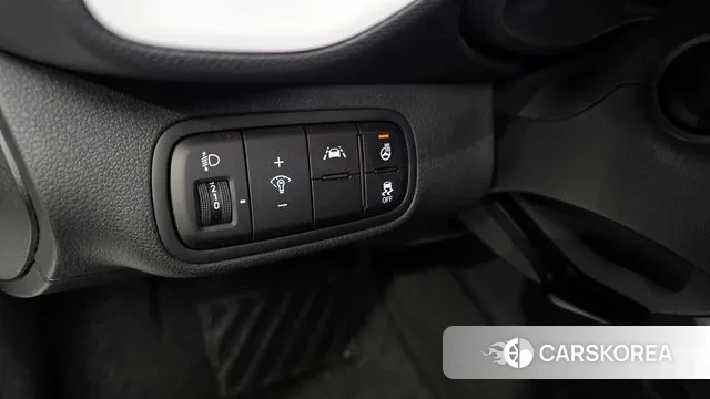 Hyundai Venue id 3708369 из Кореи 8