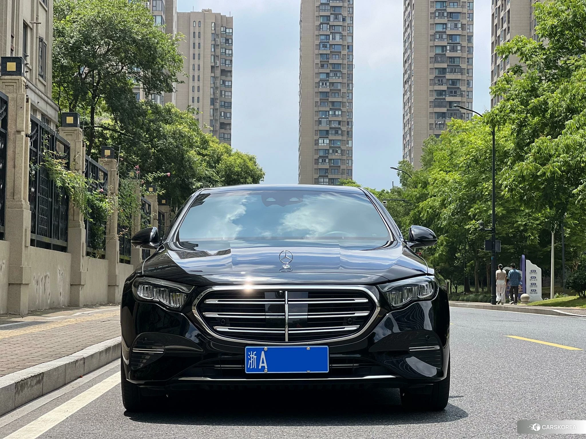 Mercedes-Benz E-class id 4455444 из Китая 8