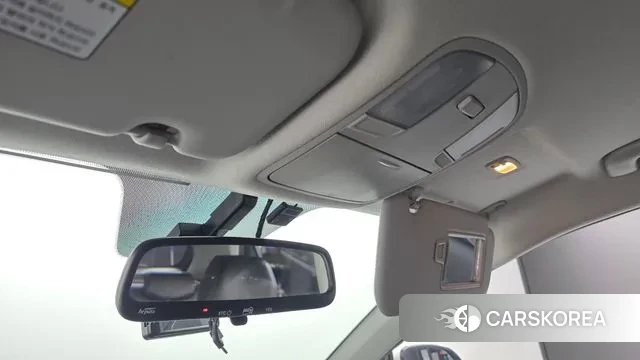 Kia Stonic id 3602348 из Кореи 8