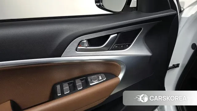 Genesis G70 id 3248819 из Кореи 8