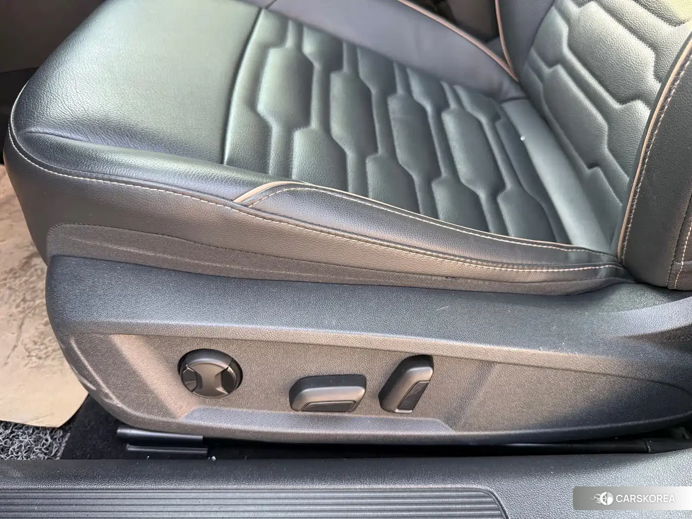Volkswagen Passat id 4546533 из Китая 8