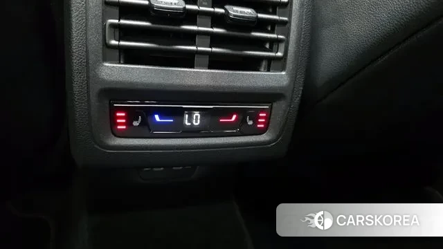 Volkswagen Golf 8th Generation id 3649729 из Кореи 8