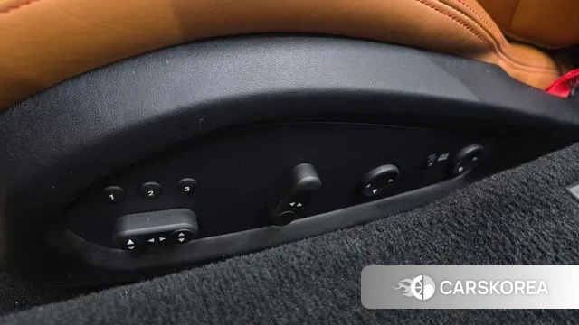 Ferrari 488 GTB id 3449813 из Кореи 8