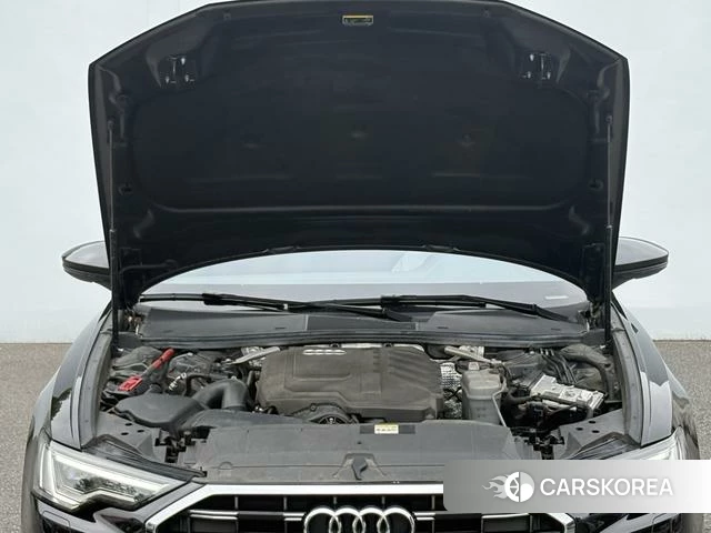 Audi A6L id 4359130 из Китая 8