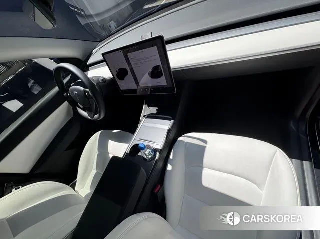 Tesla Model Y id 3508990 из Кореи 8