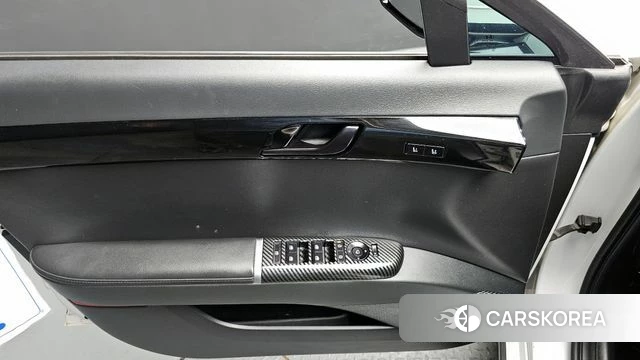 Hyundai Grandeur (GN7) id 3838522 из Кореи 8