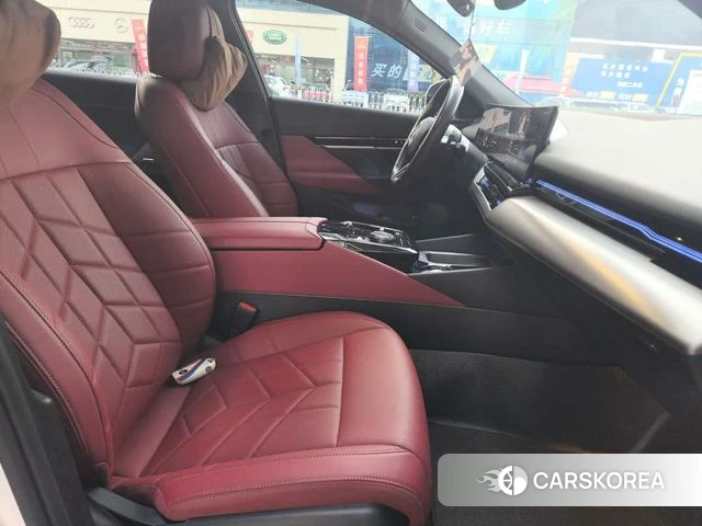 BMW 5 series id 4387672 из Китая 8