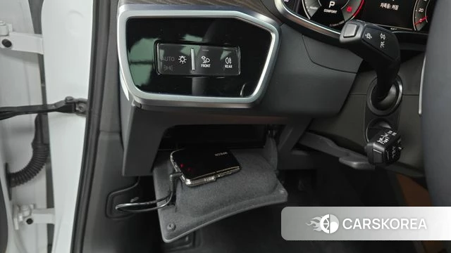 Audi A6 (C8) id 3940861 из Кореи 8