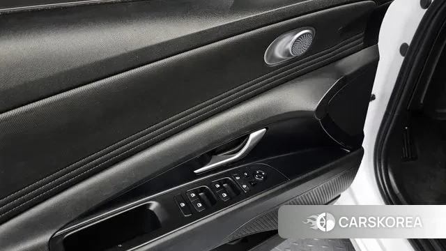 Hyundai Avante Hybrid (CN7) id 3318716 из Кореи 8