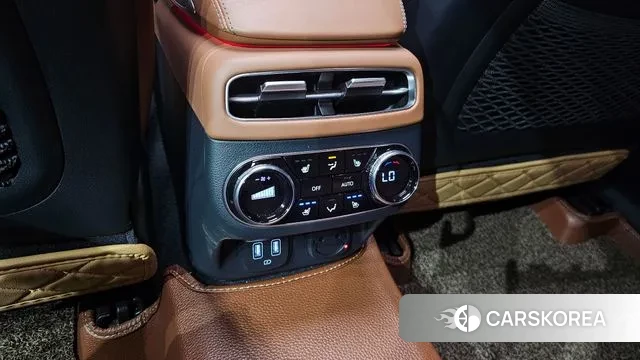 Genesis GV70 id 3170395 из Кореи 8