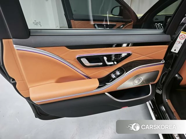 Mercedes-Benz Maybach S-class id 4265040 из Китая 8