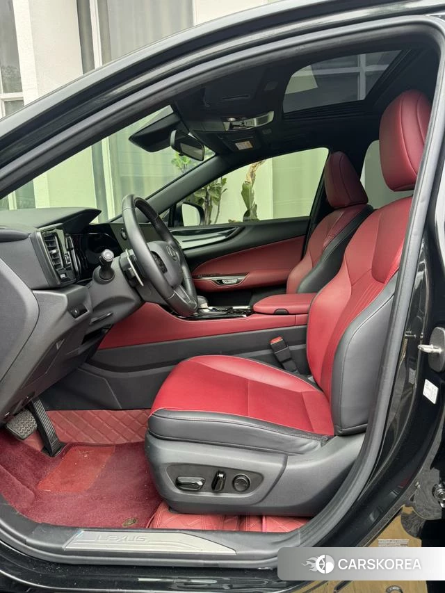Lexus NX id 4277250 из Китая 8