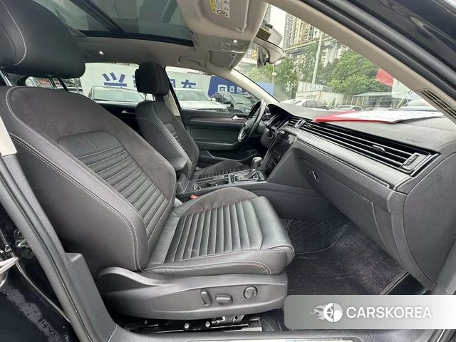 Volkswagen Magotan id 4334875 из Китая 8