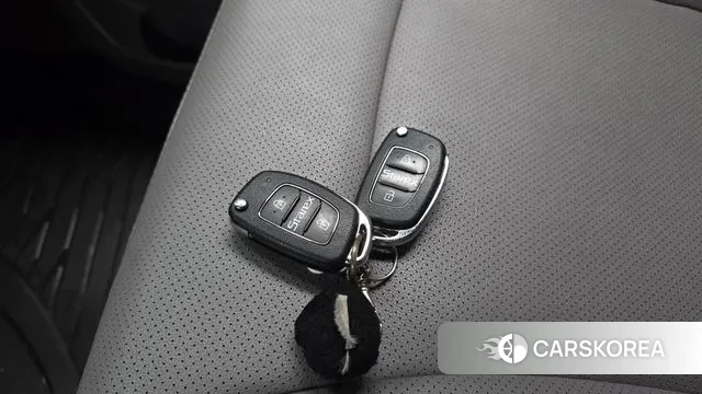 Hyundai The New Grand Starex id 3060271 из Кореи 8